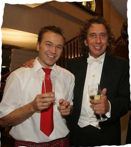 2004: Tony Rei geht mit Heini Öxle auf Tournee
