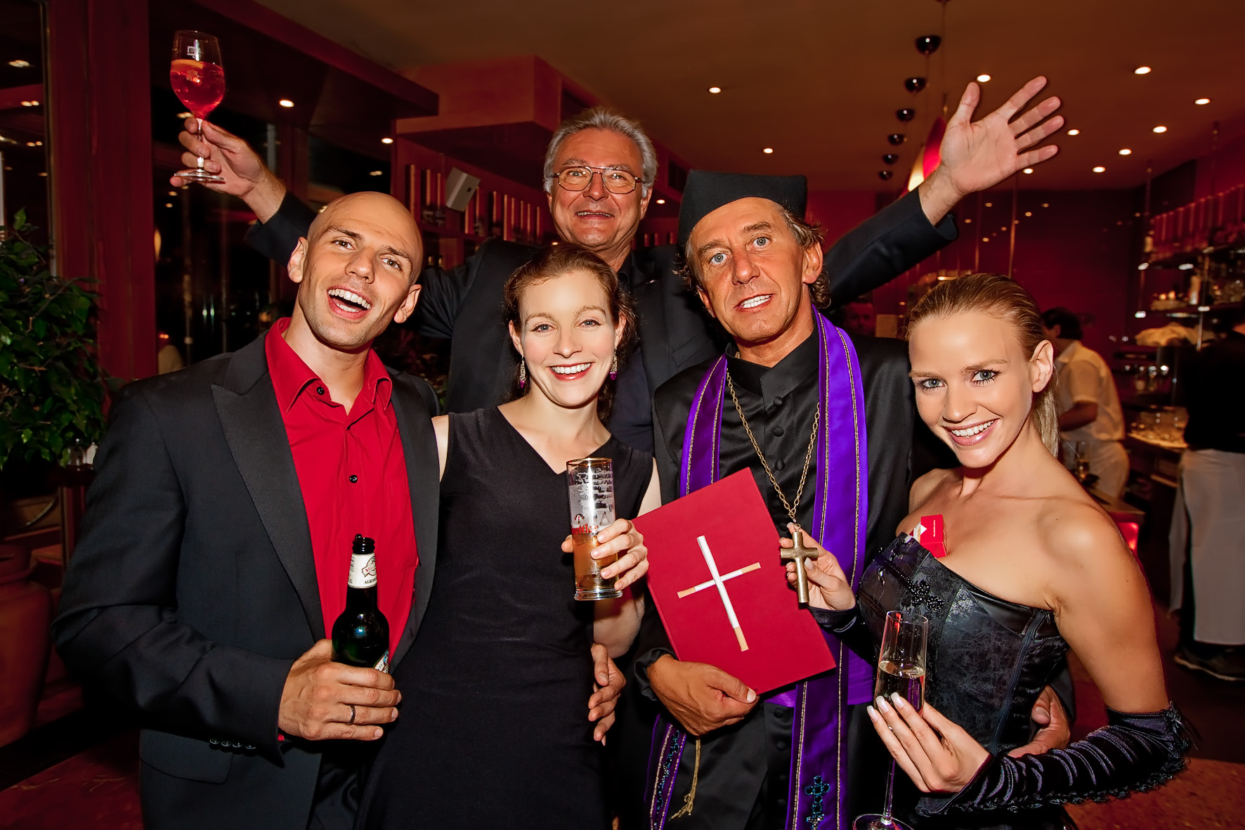 2010: Kabarett mit Tony Rei, Dr. Stefan Gergely und Team